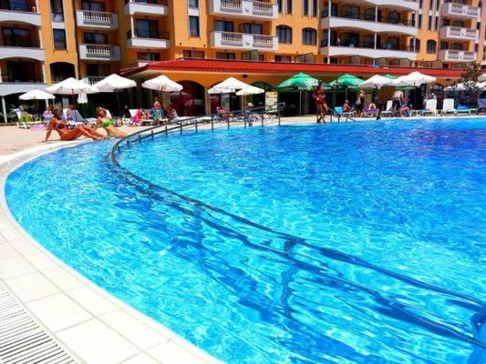 Royal Sun Holiday Apartments Sunny Beach Exterior photo